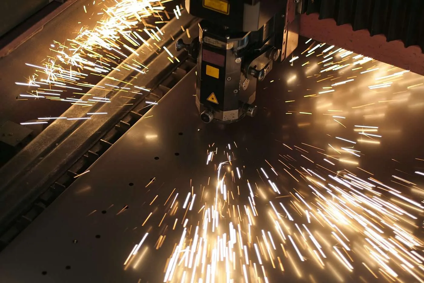 metal laser cutting services